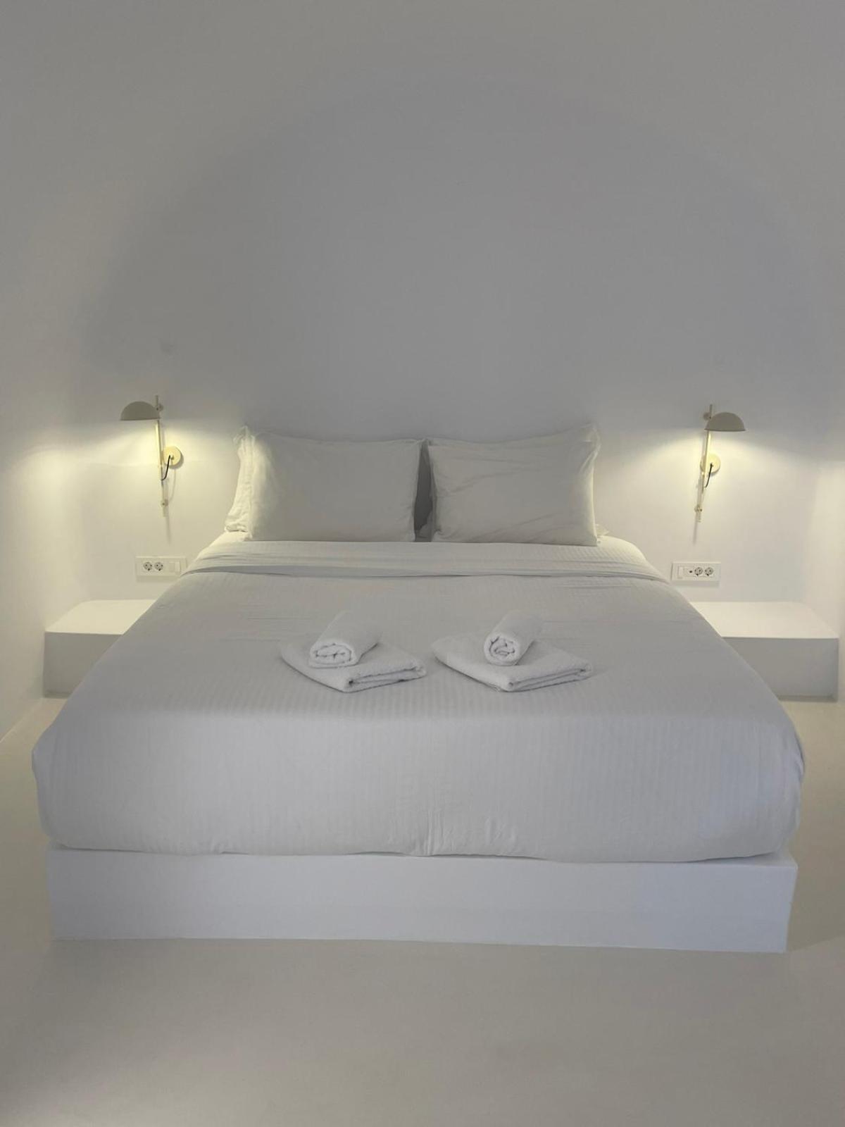 Aesthesis Boutique Villas Fira Bagian luar foto