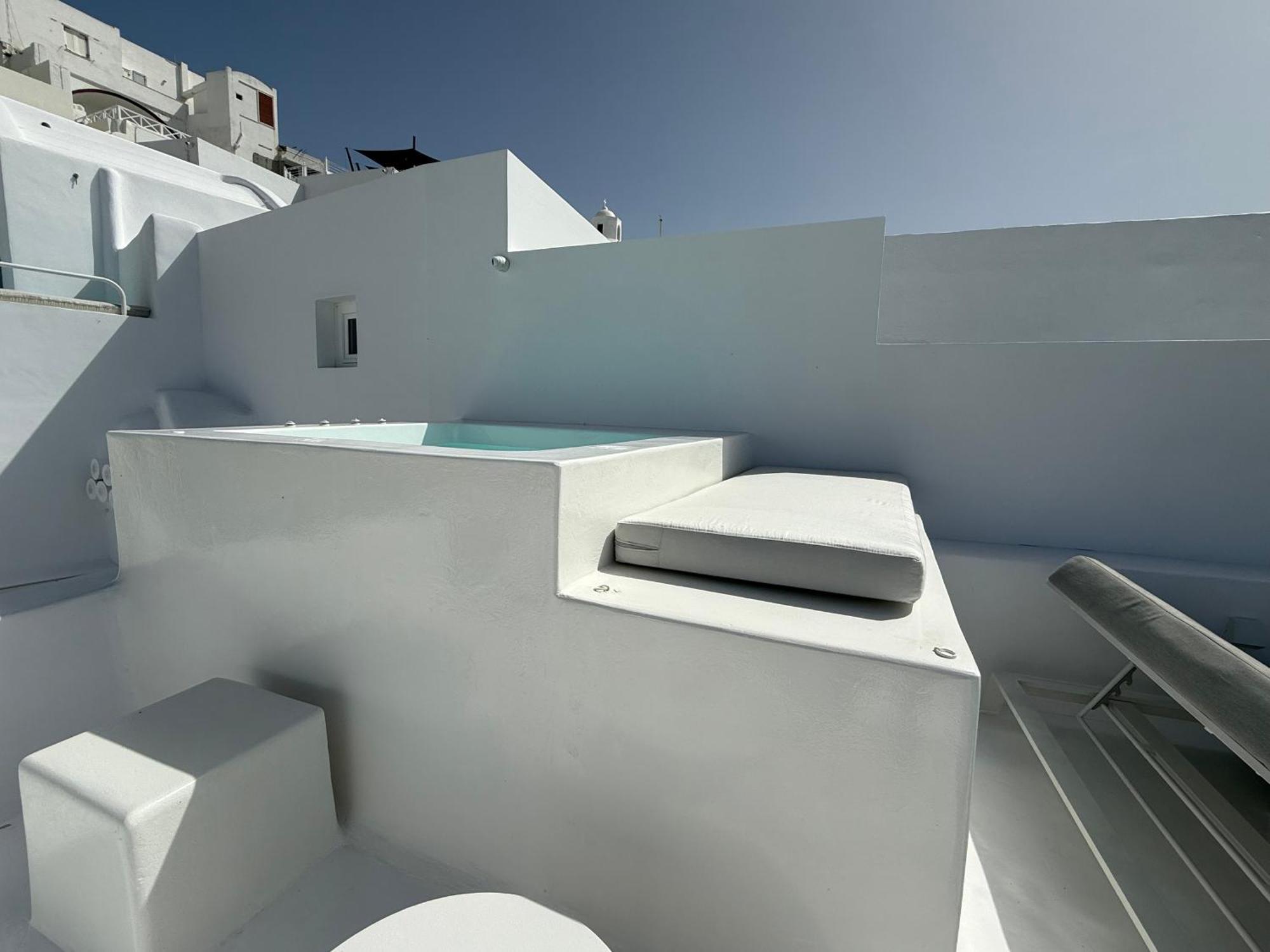 Aesthesis Boutique Villas Fira Bagian luar foto