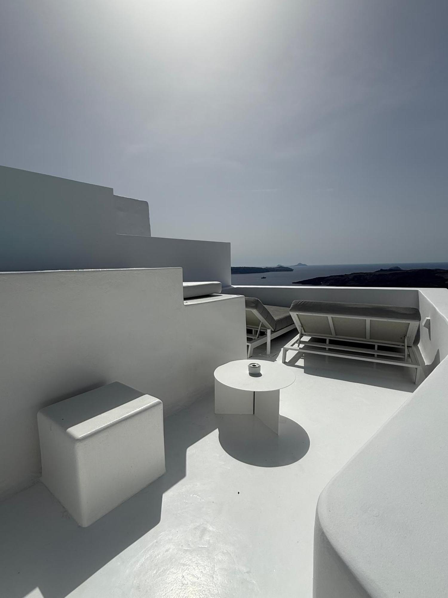 Aesthesis Boutique Villas Fira Bagian luar foto